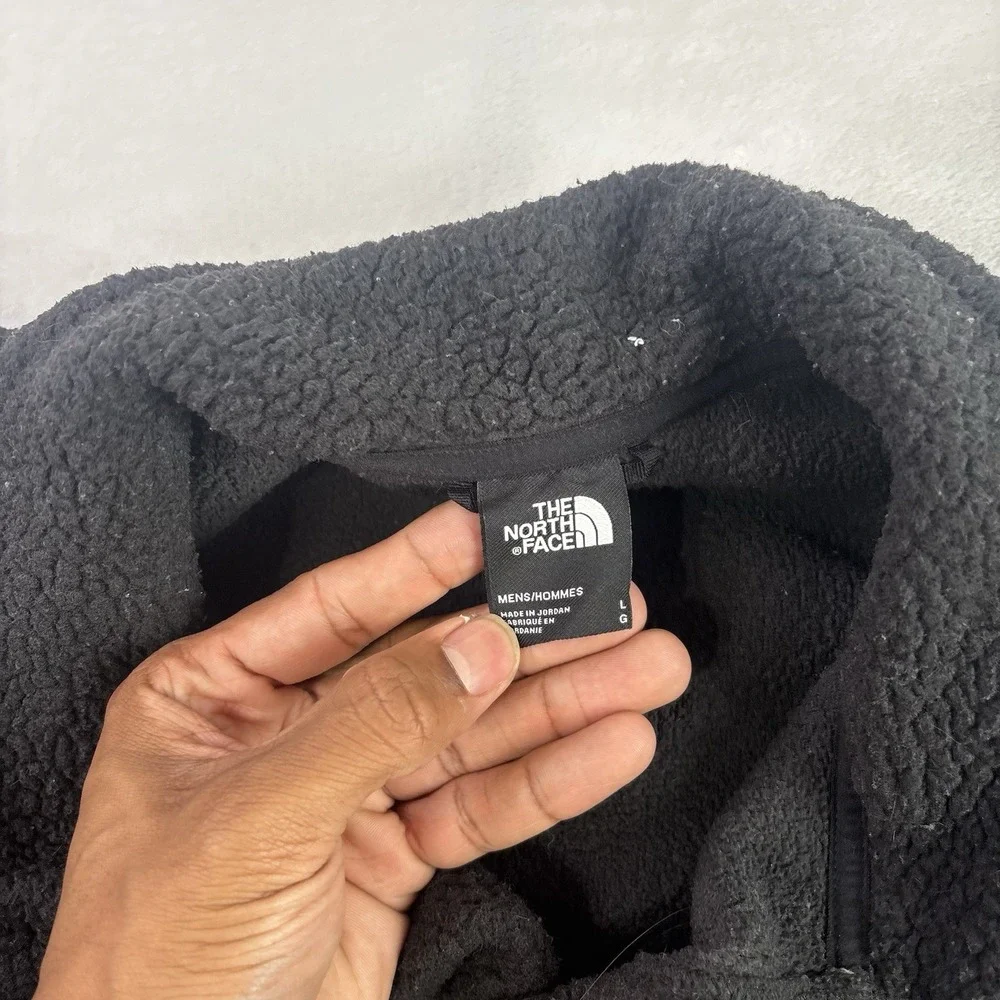 The North Face **colors may